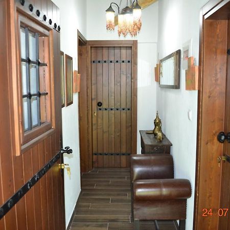 Mouson Melathron Hotel Elafina Екстериор снимка