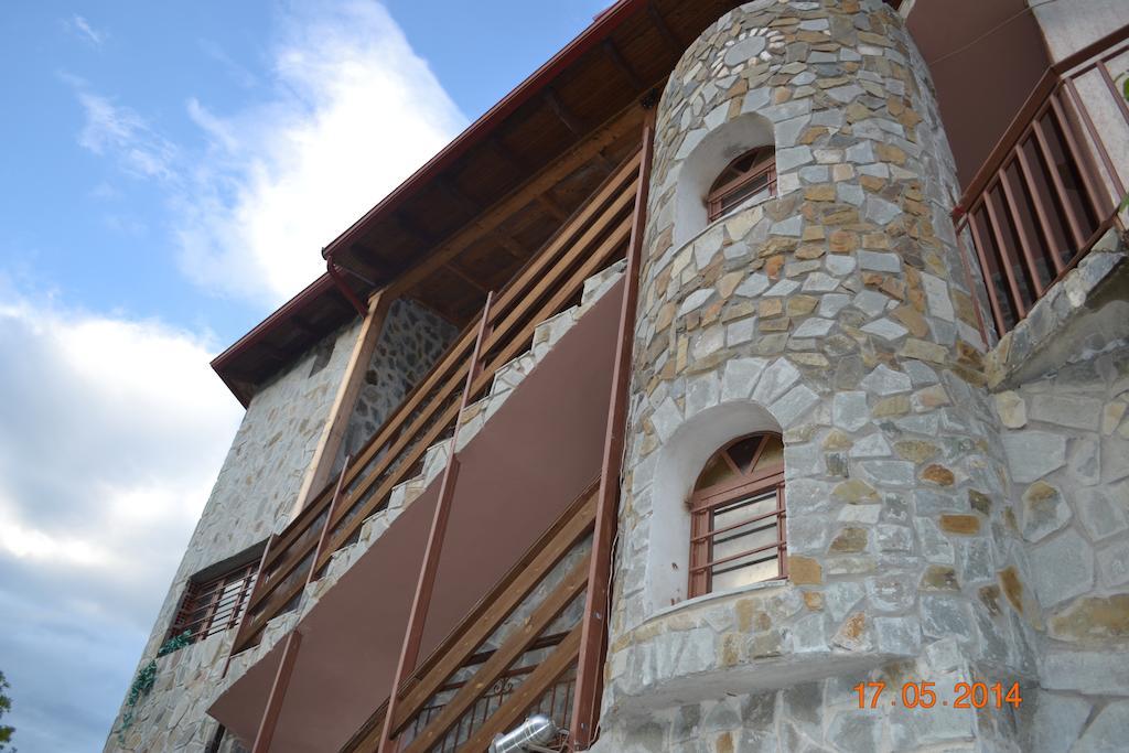 Mouson Melathron Hotel Elafina Екстериор снимка