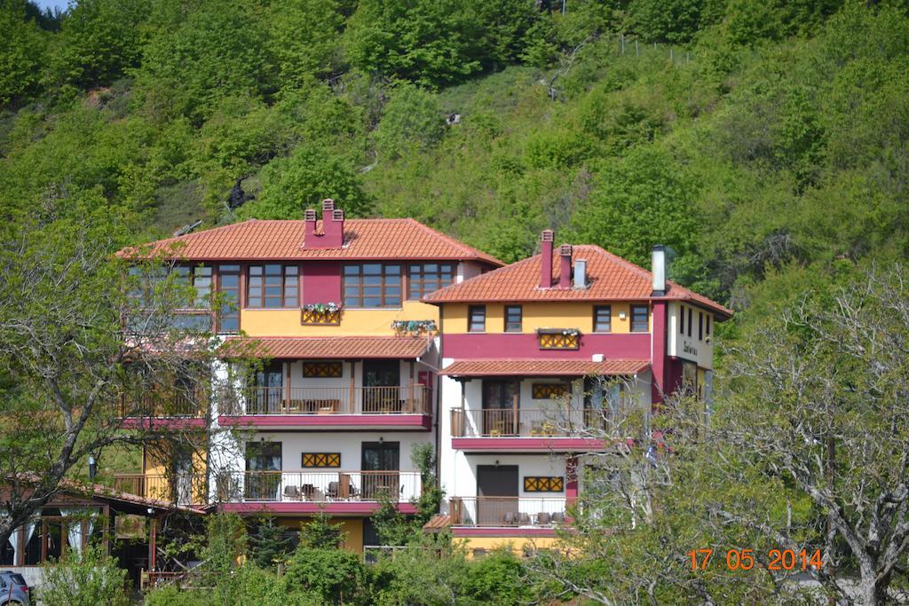 Mouson Melathron Hotel Elafina Екстериор снимка