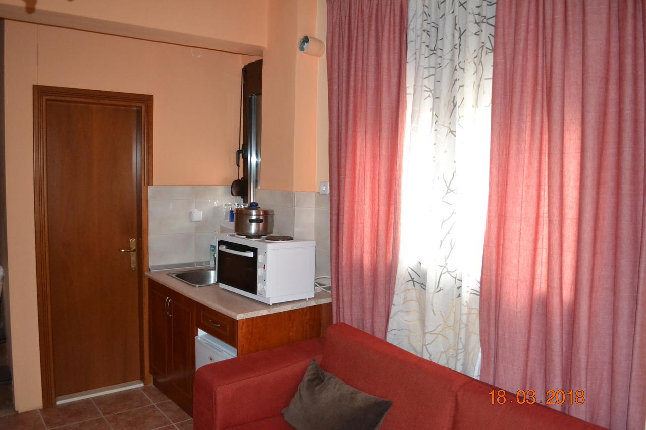 Mouson Melathron Hotel Elafina Екстериор снимка
