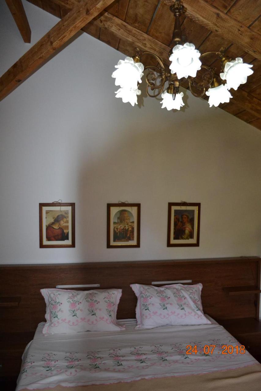 Mouson Melathron Hotel Elafina Екстериор снимка